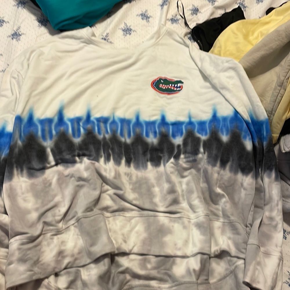 Gator long sleeve